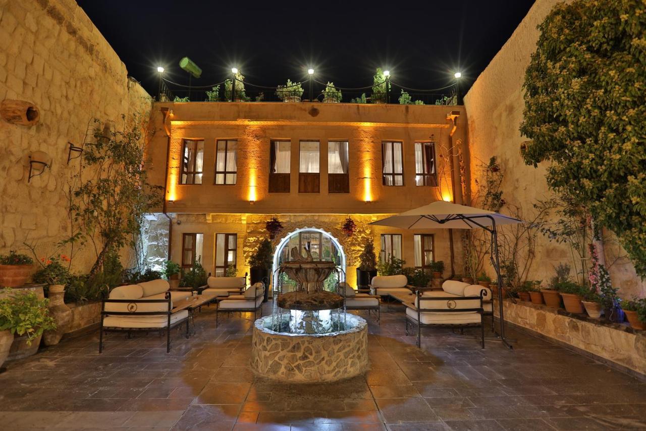 Aja Cappadocia Cave Hotel Ürgüp Bagian luar foto