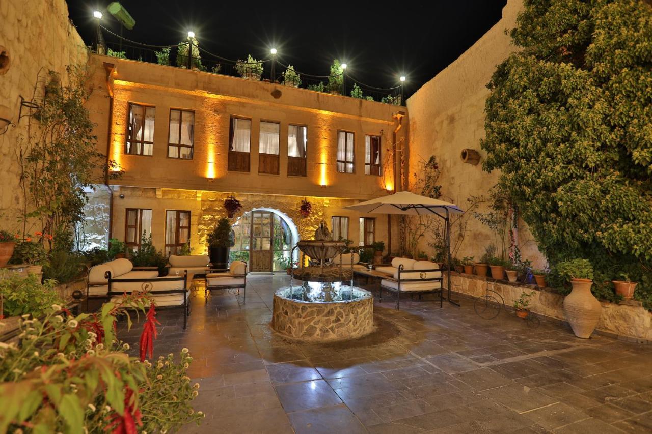 Aja Cappadocia Cave Hotel Ürgüp Bagian luar foto