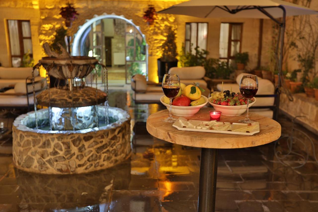 Aja Cappadocia Cave Hotel Ürgüp Bagian luar foto